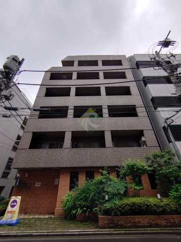 1K Mansion in Chiyoda, Tokyo - Image 1