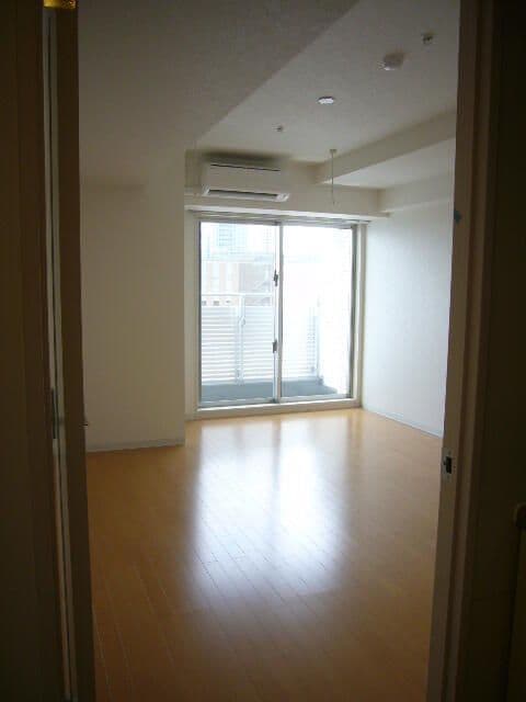1K Mansion in Toshima, Tokyo - Image 1