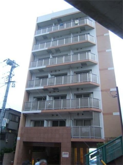 1K Mansion in Meguro, Tokyo - Image 1