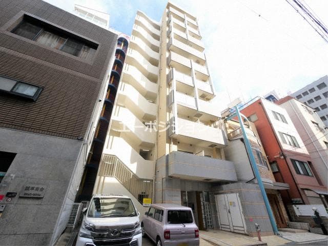 1K Mansion in Naniwa-ku, Osaka - Image 1