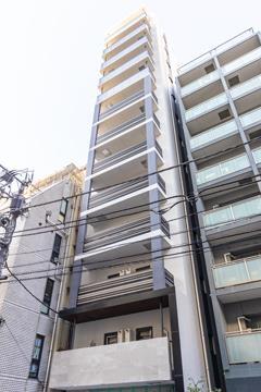 1K Mansion in Chiyoda, Tokyo - Image 1