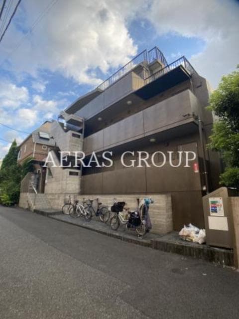 1K Mansion in Shibuya, Tokyo - Image 1
