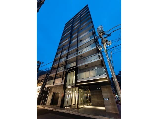 1K Mansion in Chiyoda, Tokyo - Image 1