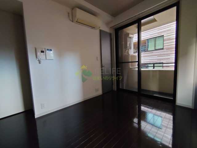 ワンルーム Mansion in Chiyoda, Tokyo - Image 1
