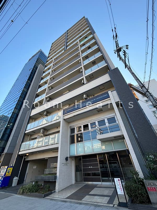 1K Mansion in Kita-ku, Osaka - Image 1
