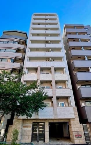 1K Mansion in Shibuya, Tokyo - Image 1