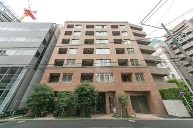 1LDK Mansion in Chiyoda, Tokyo - Image 1