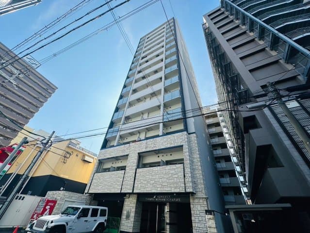1K Mansion in Naniwa-ku, Osaka - Image 1