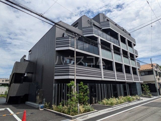1K Mansion in Nakano, Tokyo - Image 1
