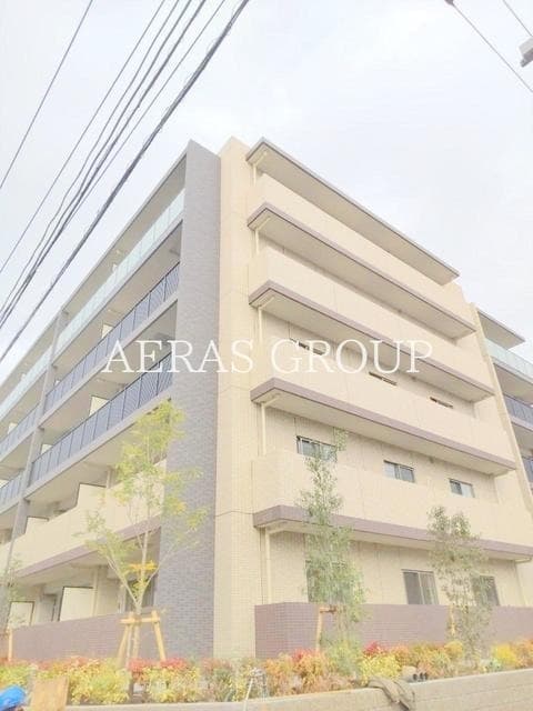 2LDK Mansion in Setagaya, Tokyo - Image 1