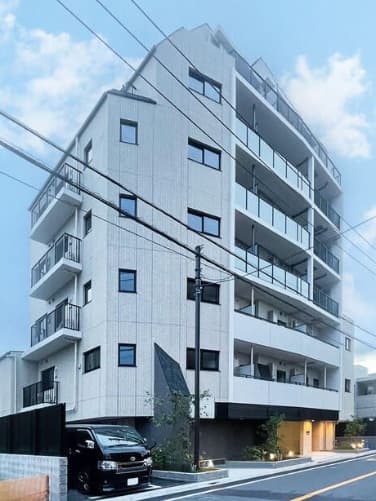 2LDK Mansion in Meguro, Tokyo - Image 1