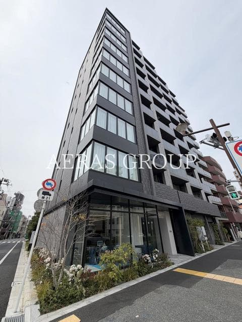 1LDK Mansion in Shinjuku, Tokyo - Image 1