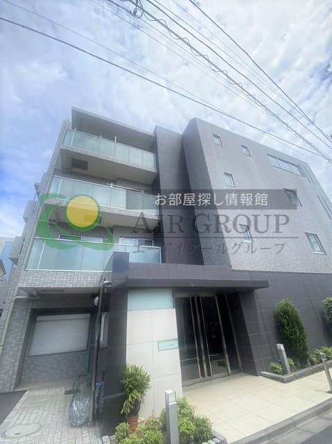 1K Mansion in Suginami, Tokyo - Image 1
