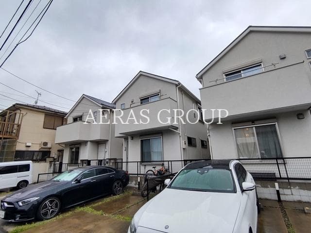 3LDK Apartment in Shinjuku, Tokyo - Image 1