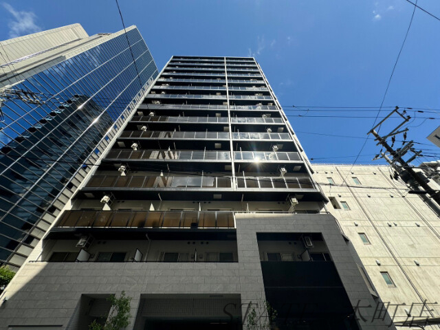 1DK Mansion in Chuo-ku, Osaka - Image 1