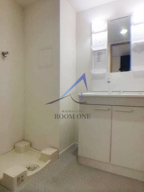 1K Apartment in Nakano, Tokyo - Image 1