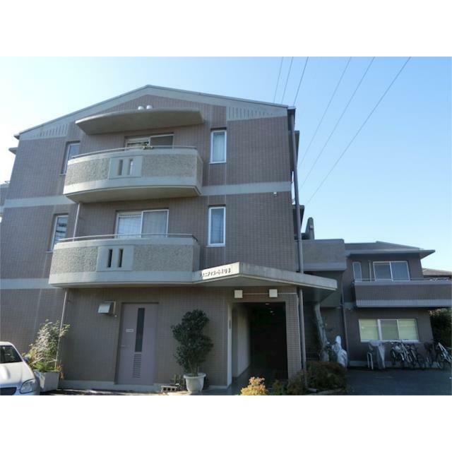 3DK Mansion in Suginami, Tokyo - Image 1