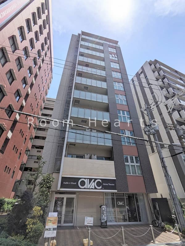 1LDK Mansion in Kita-ku, Osaka - Image 1