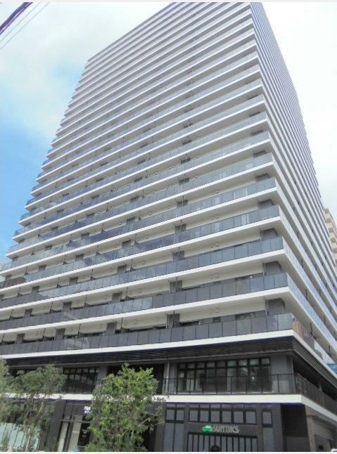 3LDK Mansion in Chiyoda, Tokyo - Image 1