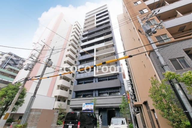 1K Mansion in Kita-ku, Osaka - Image 1