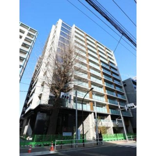 2LDK Mansion in Shinjuku, Tokyo - Image 1