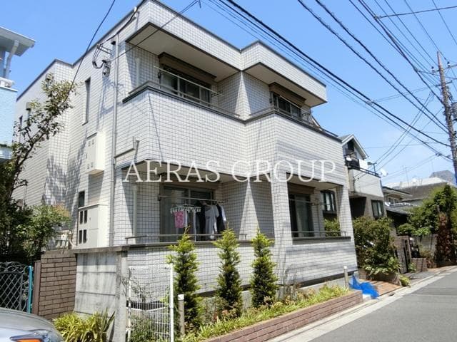 1DK Apartment in Nakano, Tokyo - Image 1