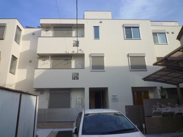 1LDK Mansion in Toshima, Tokyo - Image 1