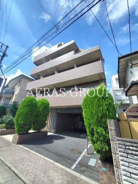 1K Mansion in Toshima, Tokyo - Image 1