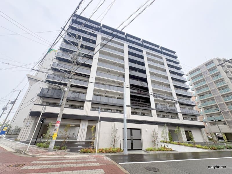 1K Mansion in Naniwa-ku, Osaka - Image 1