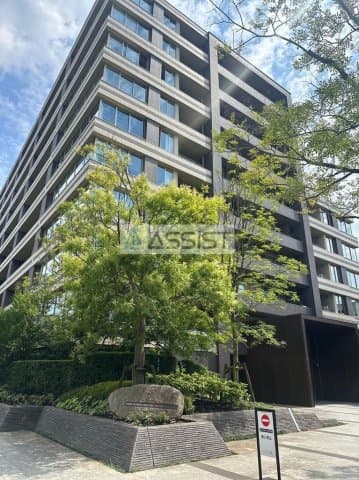1LDK Mansion in Meguro, Tokyo - Image 1