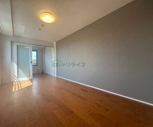 1LDK Mansion in Toshima, Tokyo - Image 1