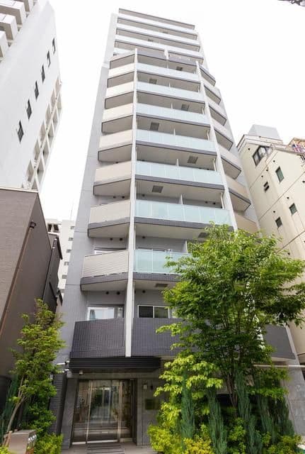 1DK Mansion in Chiyoda, Tokyo - Image 1