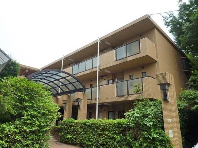 1LDK Mansion in Suginami, Tokyo - Image 1