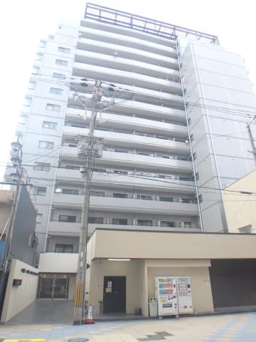 1K Mansion in Naniwa-ku, Osaka