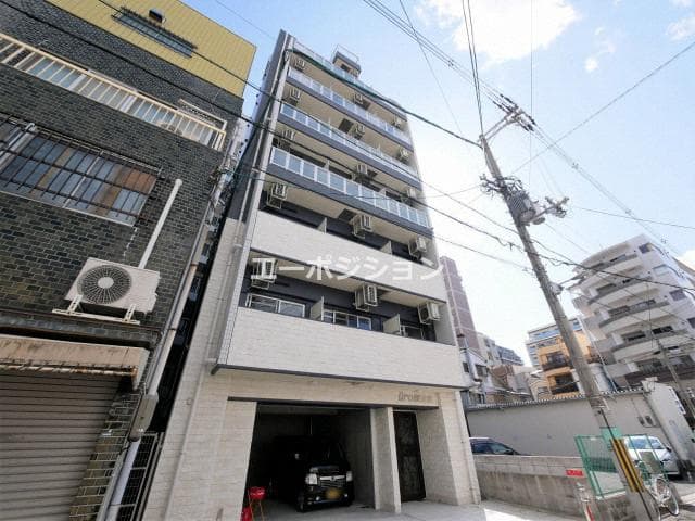 1K Mansion in Naniwa-ku, Osaka - Image 1