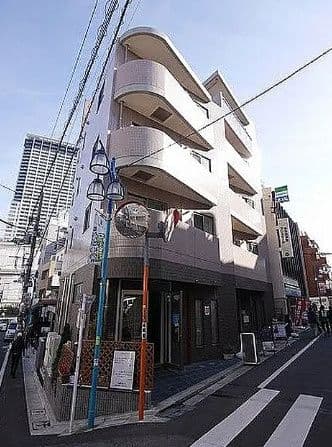 1LDK Mansion in Meguro, Tokyo - Image 1