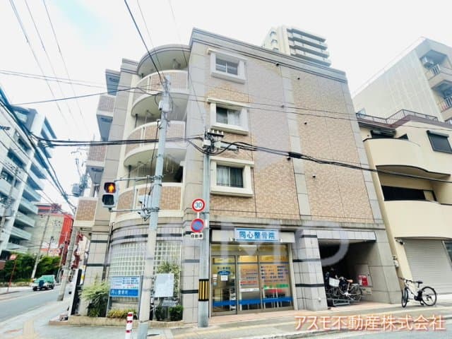 1LDK Mansion in Kita-ku, Osaka - Image 1