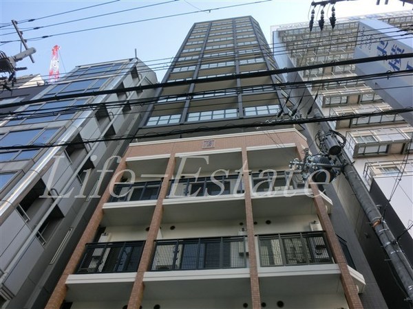 1K Mansion in Chuo-ku, Osaka - Image 1