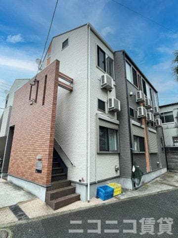 ワンルーム Apartment in Suginami, Tokyo - Image 1