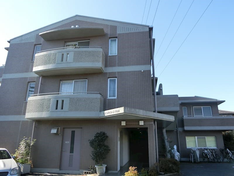 1DK Mansion in Suginami, Tokyo - Image 1