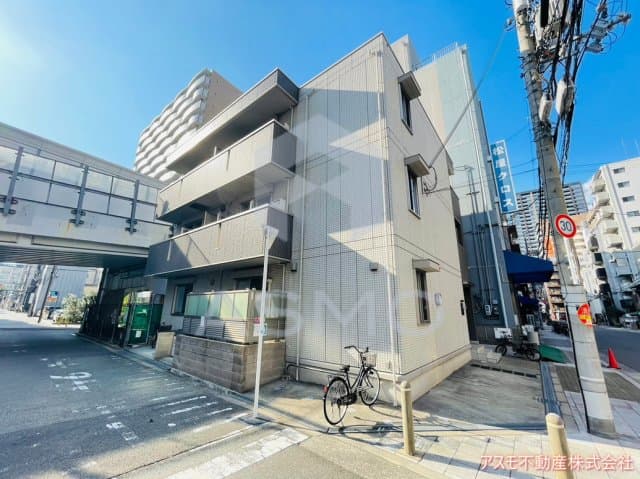 1LDK Apartment in Naniwa-ku, Osaka