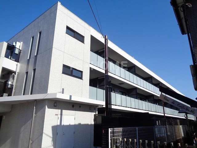 1LDK Apartment in Suginami, Tokyo - Image 1