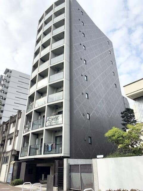 1K Mansion in Shibuya, Tokyo - Image 1