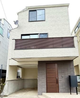 3LDK Apartment in Meguro, Tokyo - Image 1