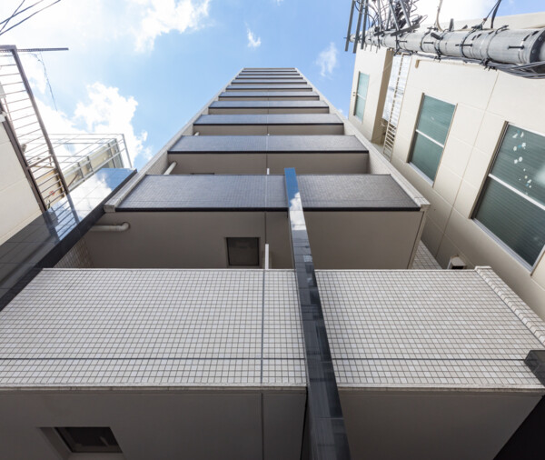 1K Mansion in Chuo-ku, Osaka - Image 1