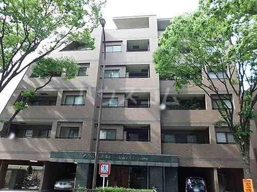 3LDK Mansion in Setagaya, Tokyo - Image 1