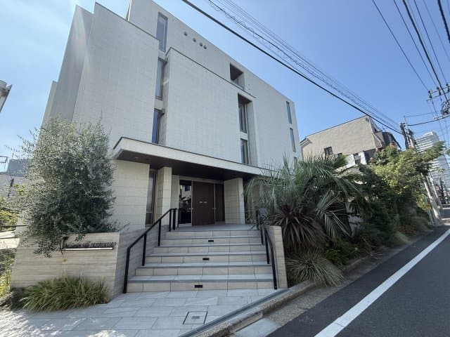 1DK Mansion in Toshima, Tokyo - Image 1