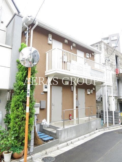 1K Apartment in Nakano, Tokyo - Image 1