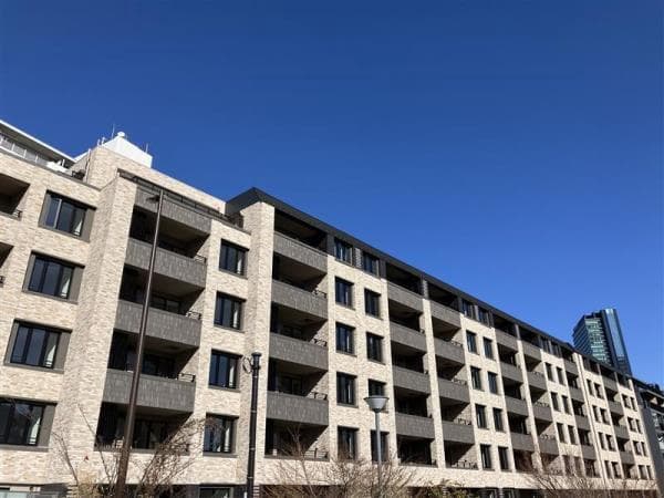 1LDK Mansion in Meguro, Tokyo - Image 1