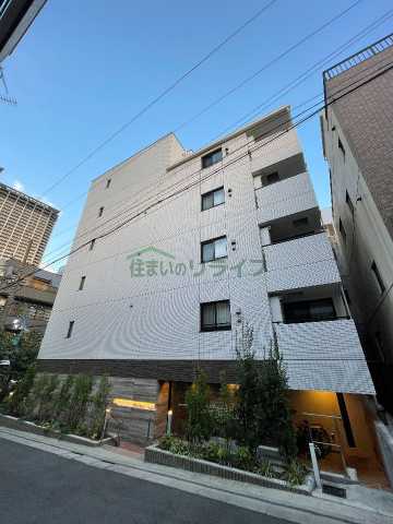 1K Mansion in Meguro, Tokyo - Image 1